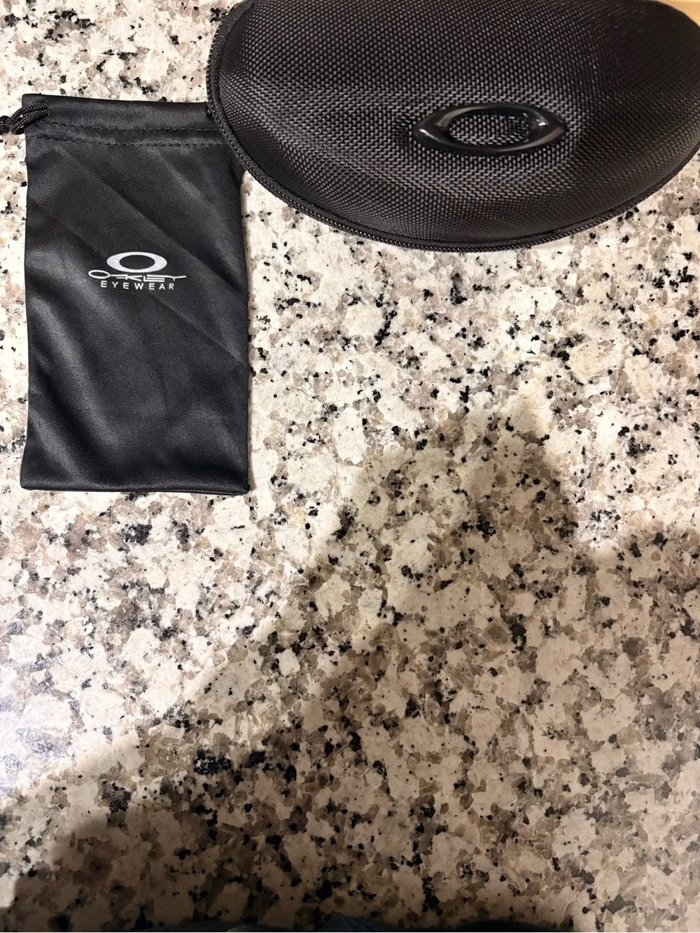 Oakley Radar Ev Prizm polarized lens black frame